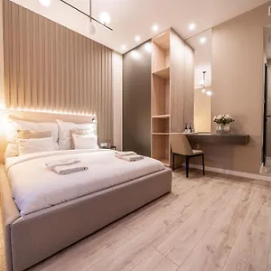 Karoly Boutique Suites, Location By Bqa Отель